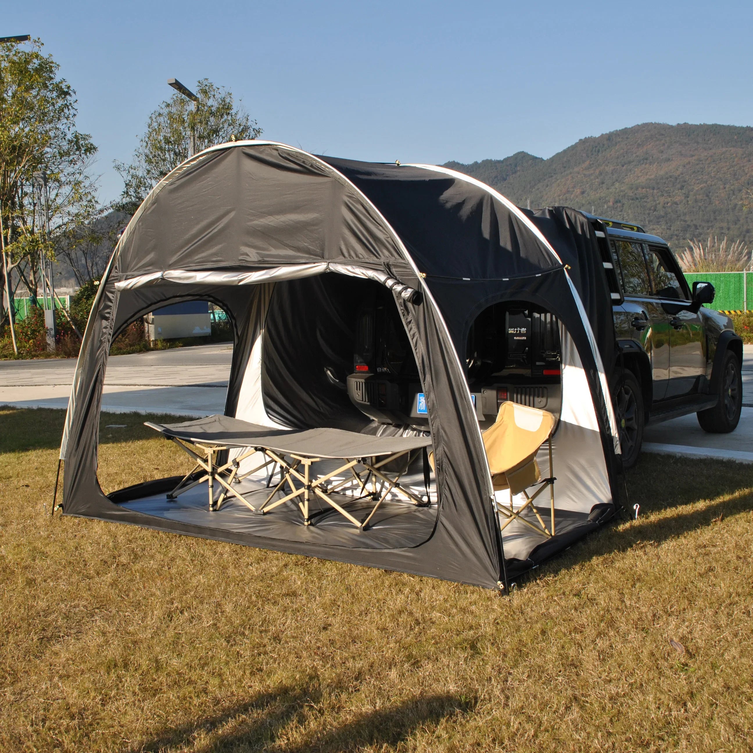 SUV Car Tent for Camping, SUV Tailgate Shade Awning Tent