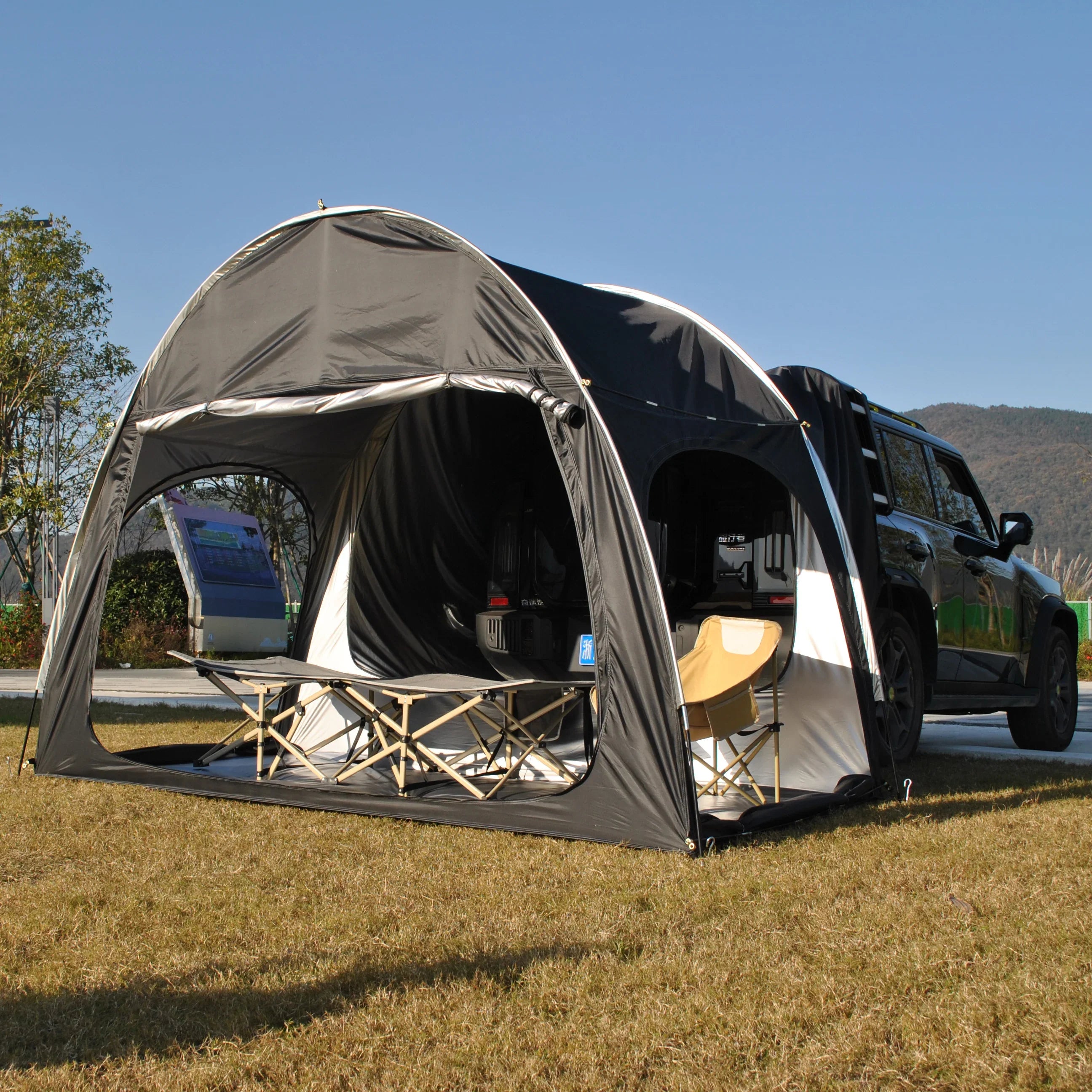 SUV Car Tent for Camping, SUV Tailgate Shade Awning Tent