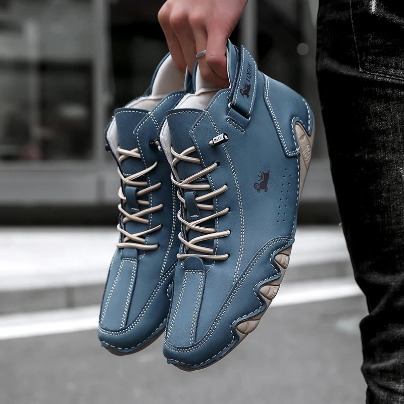 Outdoor Hiking Shoes with Wear-resistant High Top Boots