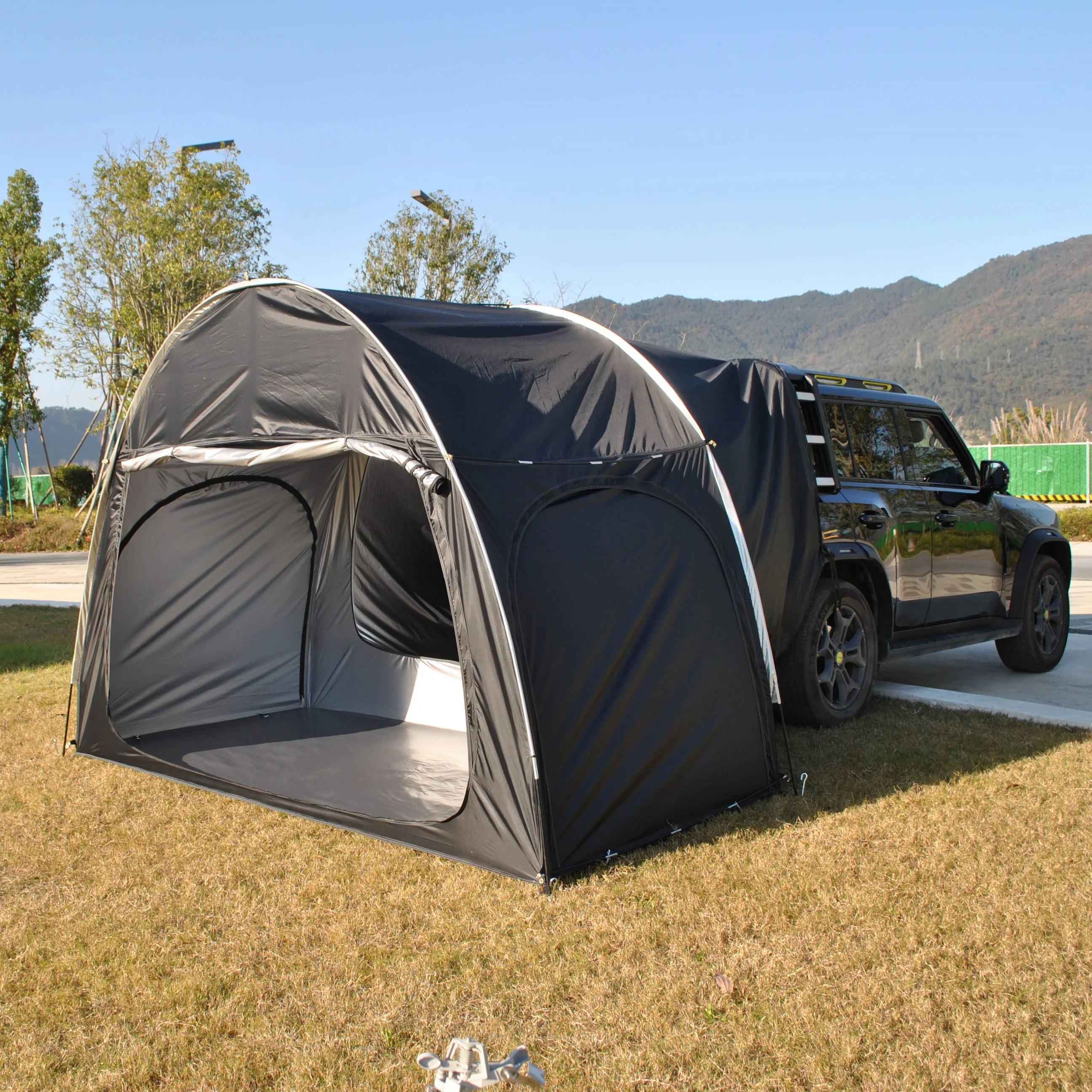 SUV Car Tent for Camping, SUV Tailgate Shade Awning Tent